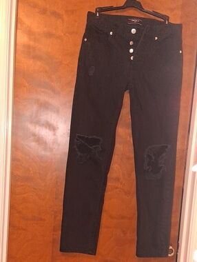 Forever 21 Black Straight-Leg Jeans with Button Fly
